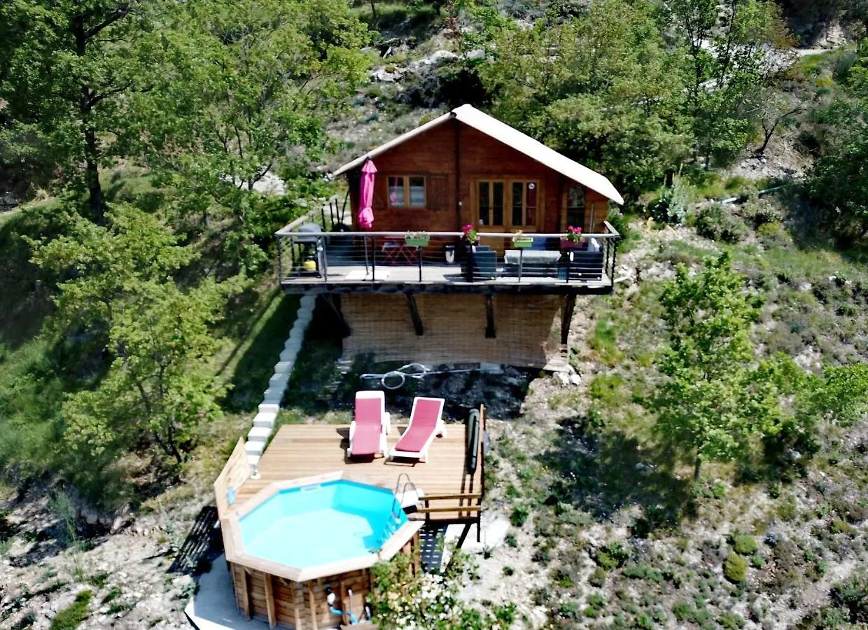 Chalet sur pilotis accès Spa Lucéram